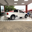 VW - VolksWagen Saveiro Trendline 1.6 T.Flex 8V 2018 Flex-2