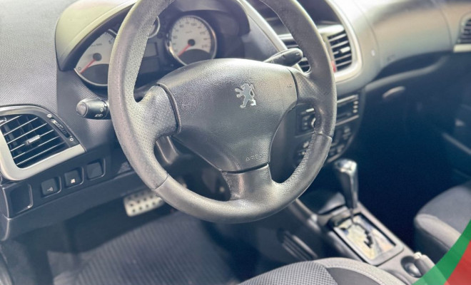 Peugeot 207 Sedan Passion XS 1.6 Flex 16V 4p Aut 2012 Flex-3