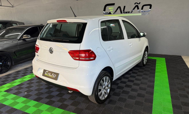 VW - VolksWagen Fox Trendline 1.0 Flex 12V 5p 2017 Flex-2