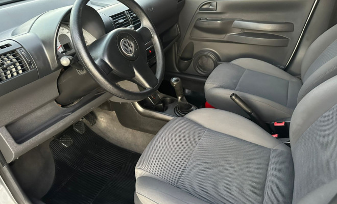 VW Fox 1.0 Mi Total Flex - 2009-9