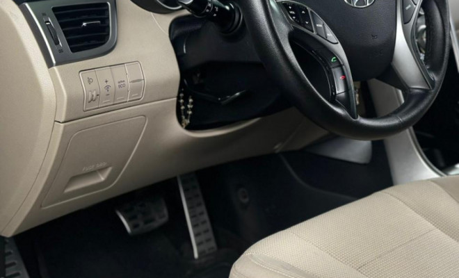 Hyundai i30 Serie Limitada 1.8 16V Aut. 5p 2015 Flex-12