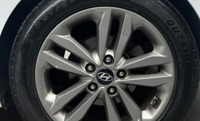 Hyundai i30 Serie Limitada 1.8 16V Aut. 5p 2015 Flex-14