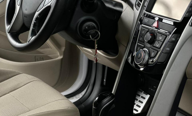 Hyundai i30 Serie Limitada 1.8 16V Aut. 5p 2015 Flex-21