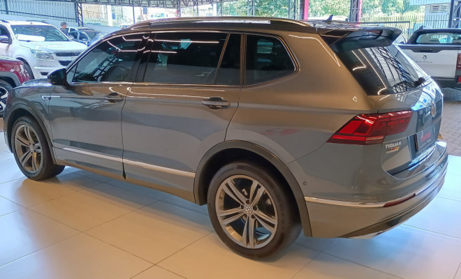VW - VolksWagen TIGUAN Allspac R-Line 350 TSI 2.0 4x4 2021 Gasolina-4