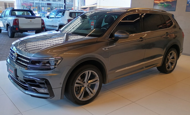 VW - VolksWagen TIGUAN Allspac R-Line 350 TSI 2.0 4x4 2021 Gasolina-2