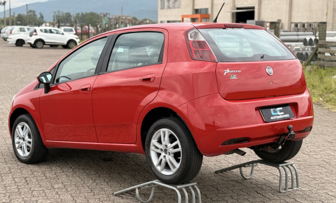 Fiat Punto ATTRACTIVE 1.4 Fire Flex 8V 5p 2011 Flex-5