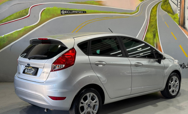 Ford Fiesta 1.5 16V Flex Mec. 5p 2015 Flex-1