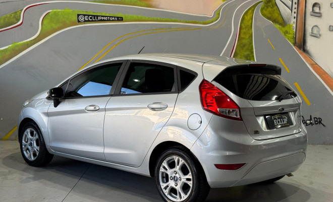 Ford Fiesta 1.5 16V Flex Mec. 5p 2015 Flex-2