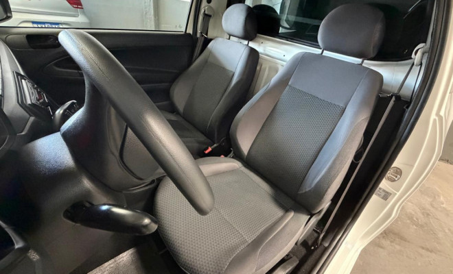 VW - VolksWagen Saveiro Robust 1.6 Total Flex 16V  2023 Flex-14