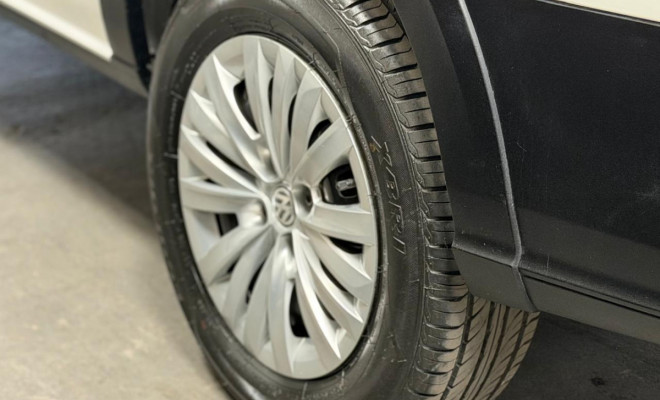 VW - VolksWagen Saveiro Robust 1.6 Total Flex 16V  2023 Flex-7