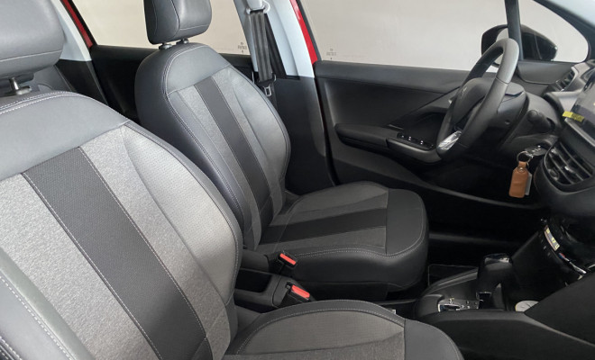 Peugeot 2008 Style 1.6 Aut 2023-9