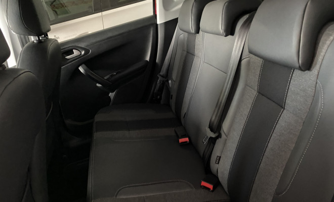 Peugeot 2008 Style 1.6 Aut 2023-10