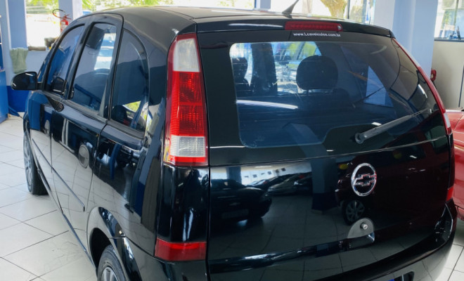 GM - Chevrolet Meriva 1.8/ CD 1.8 MPFI 8V 102cv 5p 2003 Gasolina-4