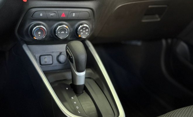 GM - Chevrolet ONIX SEDAN Plus LT 1.0 12V TB Flex Aut. 2024 Flex-6