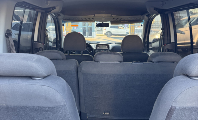 Doblo ESSENCE 1.8 16V 2012 (7 LUAGRES)-8