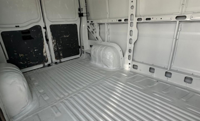 Renault Master 2.5 dCi FurgãoTB Curto Diesel 2013 Diesel-3