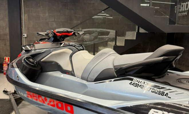 JET SKI SEA DOO RXT 300 2018 Gasolina-2