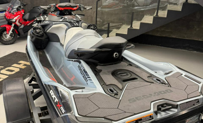 JET SKI SEA DOO RXT 300 2018 Gasolina-0