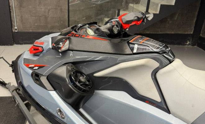 JET SKI SEA DOO RXT 300 2018 Gasolina-3