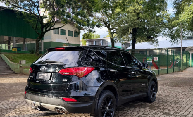 Hyundai Santa Fe/GLS 3.3 V6 4X4 Tiptronic 2014 Gasolina-13