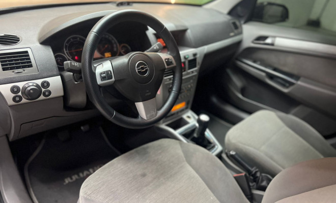 GM - Chevrolet Vectra Elegan. 2.0 MPFI 8V FlexPower Mec 2011 Flex-3