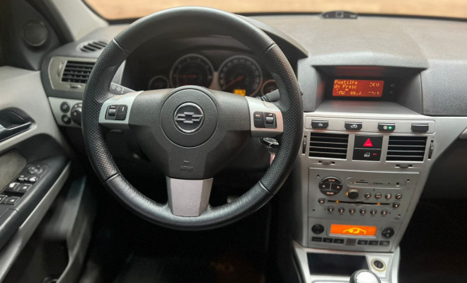 GM - Chevrolet Vectra Elegan. 2.0 MPFI 8V FlexPower Mec 2011 Flex-6