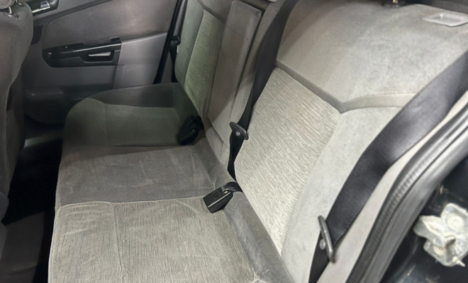 GM - Chevrolet Vectra Elegan. 2.0 MPFI 8V FlexPower Mec 2011 Flex-9