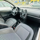 VW - VolksWagen VOYAGE Comfortline  1.0 T.Flex 8V 4p 2015 Flex-5