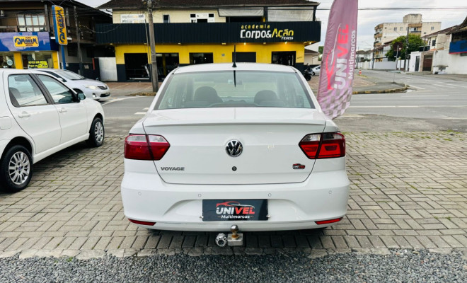 VW - VolksWagen VOYAGE Comfortline  1.0 T.Flex 8V 4p 2015 Flex-3