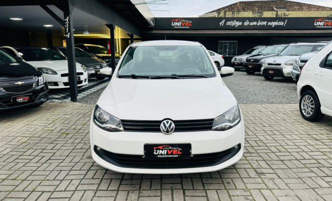 VW - VolksWagen VOYAGE Comfortline  1.0 T.Flex 8V 4p 2015 Flex-0