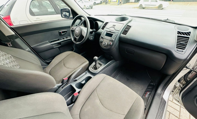 Kia Motors SOUL 1.6/ 1.6 16V FLEX Mec. 2010 Flex-6