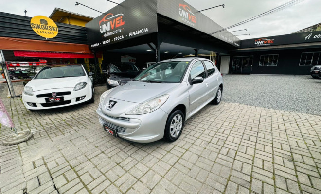 Peugeot 207 XR 1.4 Flex 8V 5p 2013 Flex-1