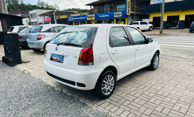 Fiat Palio HLX 1.8 mpi Flex 8V 4p 2006 Flex-3