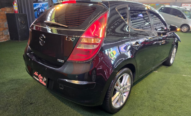 Hyundai i30 2.0 16V 145cv 5p Aut. 2012 Gasolina-3