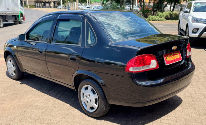 GM - Chevrolet Classic Life/LS 1.0 VHC FlexP. 4p 2013 Flex-1