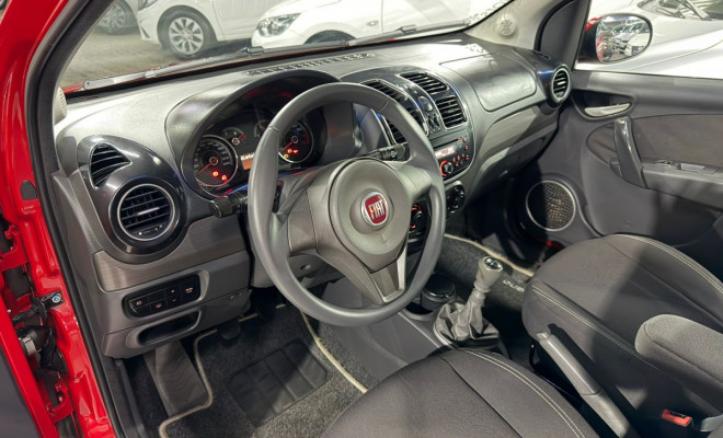 Fiat Grand Siena ATTRAC. 1.4 EVO F.Flex 8V 2013 Flex-6