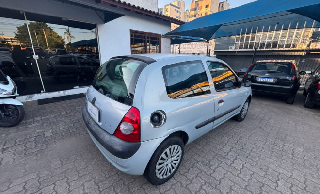 Renault Clio Authentique 1.0 8V 3p 2004 Gasolina-2