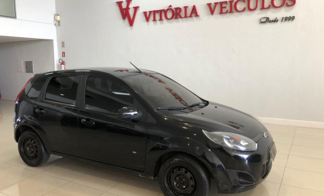 Ford Fiesta SE 1.6 16V Flex 5p 2014 Flex