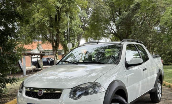 Fiat Strada Trekking 1.6 16V Flex CD 2014 Flex-1