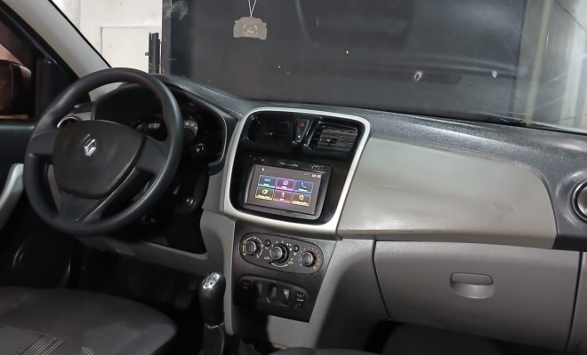 Renault LOGAN E. Avantage 1.0 2019 Flex-9