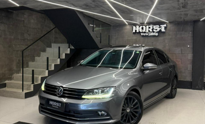 VW - VolksWagen JETTA Comfortline 1.4 TSI 16V 4p Aut. 2017 Gasolina