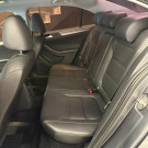 VW - VolksWagen JETTA Comfortline 1.4 TSI 16V 4p Aut. 2017 Gasolina-4