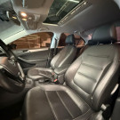 VW - VolksWagen JETTA Comfortline 1.4 TSI 16V 4p Aut. 2017 Gasolina-2