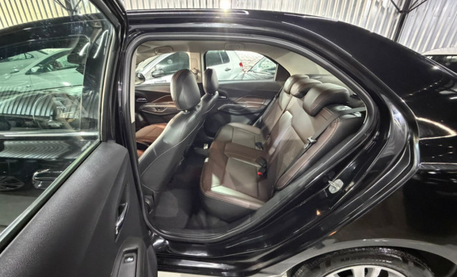 GM - Chevrolet COBALT LTZ 1.8 8V Econo.Flex 4p Aut. 2019 Flex-10