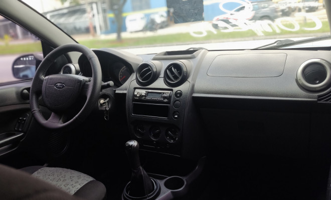 Ford Fiesta Sed. 1.6 8V Flex 4p 2011 Flex-9