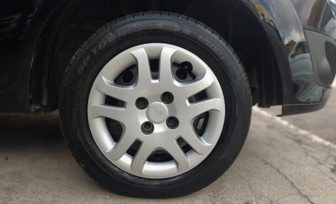 Ford Fiesta Sed. 1.6 8V Flex 4p 2011 Flex-12