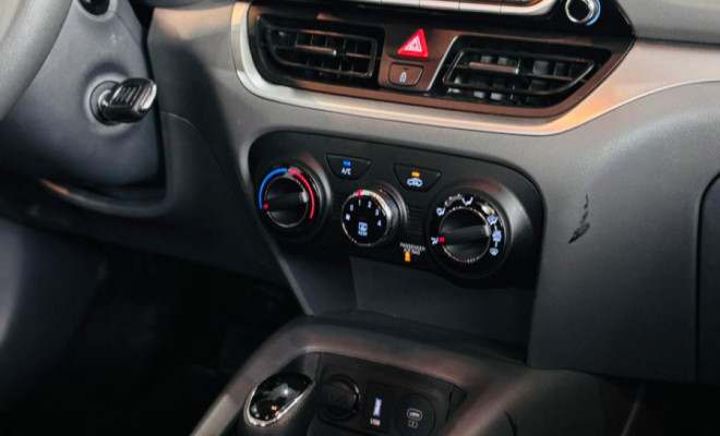 Hyundai HB20S Comfort Plus 1.0 TB Flex 12V Aut 2025 Flex-8