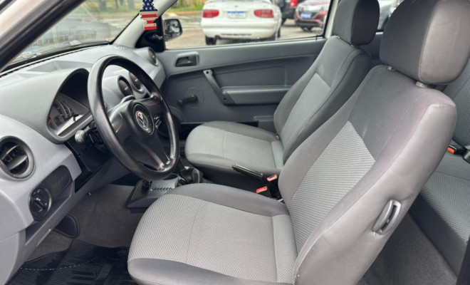 VW - VolksWagen Gol (novo) 1.0 Mi Total Flex 8V 4p 2010 Flex-7