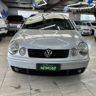 VW - VolksWagen Polo 1.6 Mi/ S.Ouro 1.6Mi 101cv 8V 5p 2005 Gasolina-0