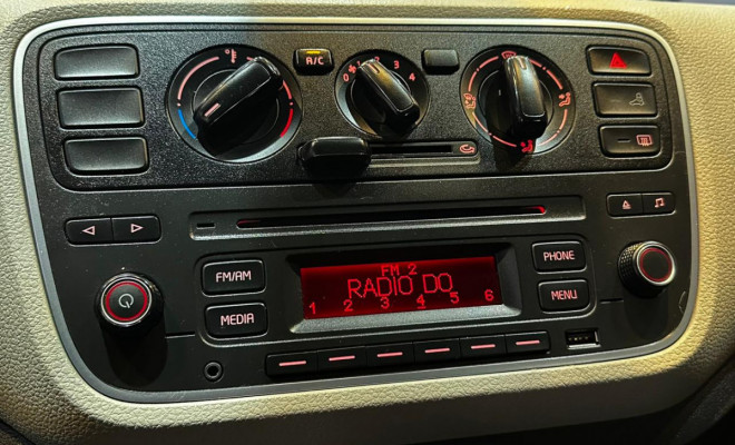 VW - VolksWagen up! move 1.0 TSI Total Flex 12V 5p 2016 Flex-7